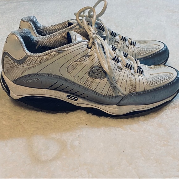 sketchers tennis shoes